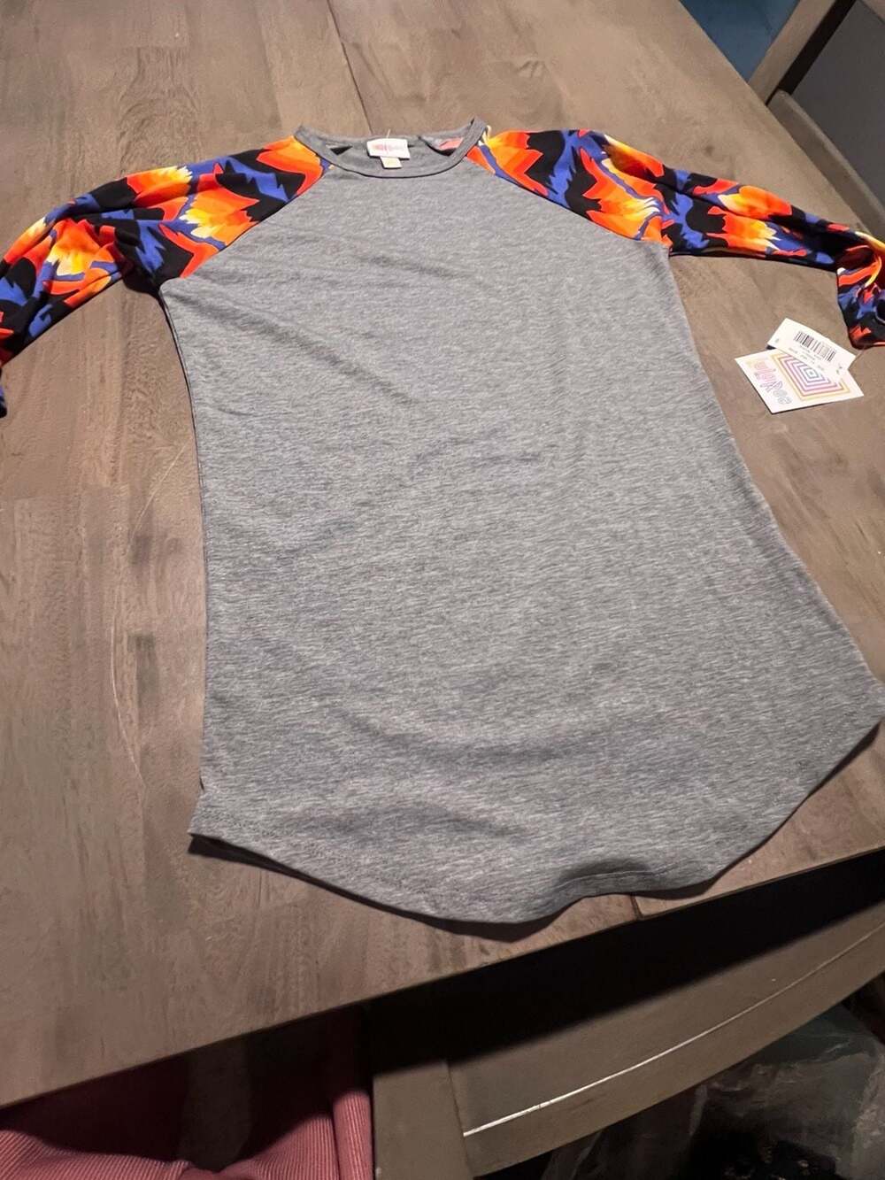 LuLaRoe Randy Shirt Size XXS Gray Multicolored Feather Sleeves Raglan Tee